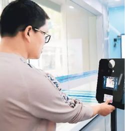 人工智能應(yīng)用軟件開發(fā)驅(qū)動數(shù)據(jù)中心變革，中國電子商會助推產(chǎn)業(yè)協(xié)同發(fā)展